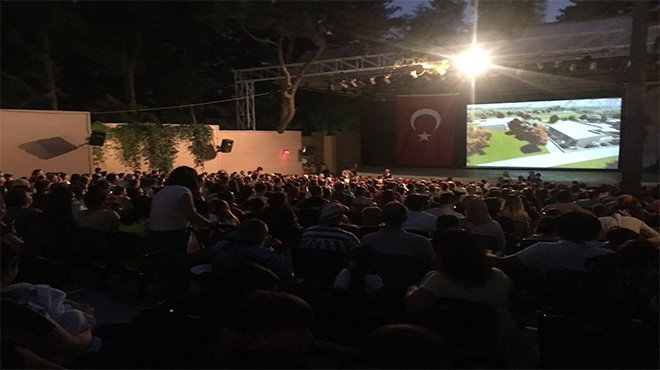 Bornova’da Nostaljik Sinema Günleri
