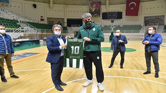 Bornova Milli basketbolculara ev sahipliği yapacak