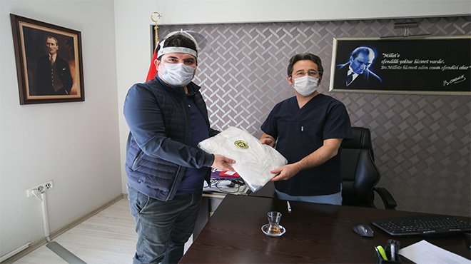 Buca Belediyesi’nden sağlık kahramanlarına ekipman desteği