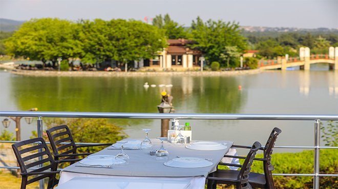 Buca Göl Restoran yenilenen yüzüyle kapılarını açtı