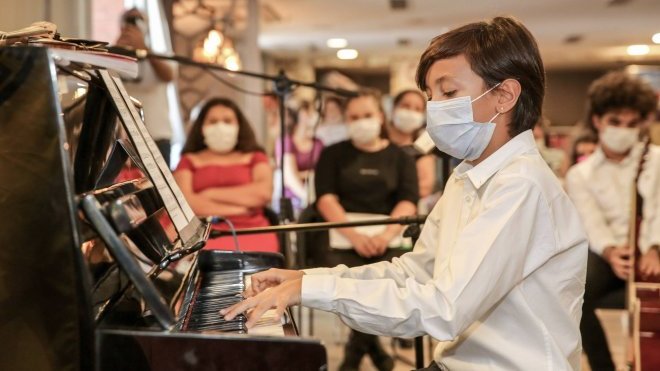 Buca’nın Beethoven’ı başarıya doymuyor