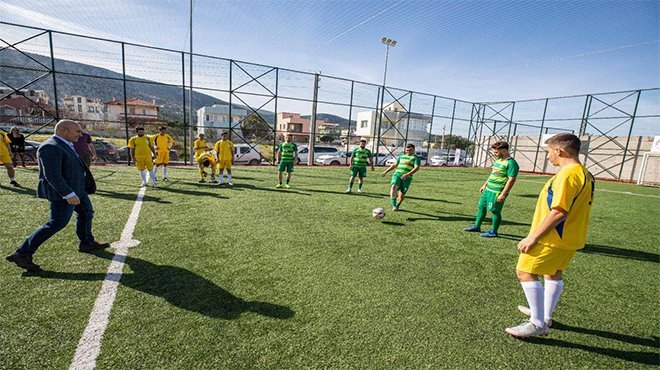 Büyükşehir Belediyesi’nden amatör spor kulüplerine ve antrenörlerine destek