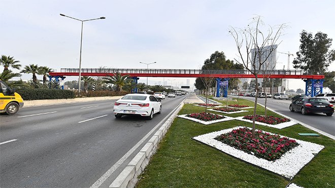 Büyükşehir’den Buca ve Konak’a iki yeni yaya üst geçidi