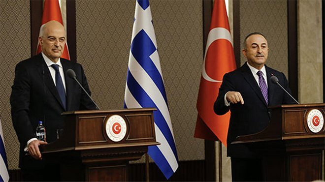 Çavuşoğlu'ndan Dendias'a tepki