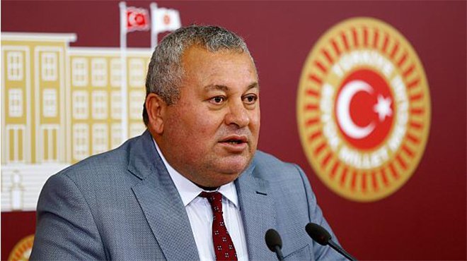Cemal Enginyurt MHP'den ihraç edildi