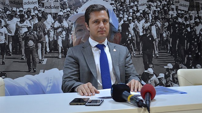 CHP GAZETECİLERE ŞİDDETİN PEŞİNİ BIRAKMIYOR