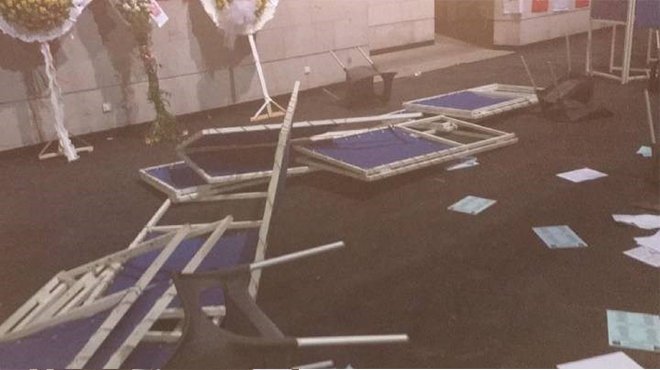 CHP İzmir İl Gençlik Kolları Kongresi’nde muhabirlere saldırı