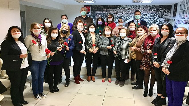 CHP’NİN KADINLARI TÜM TÜRKİYE’DE TEK YÜREK OLDU