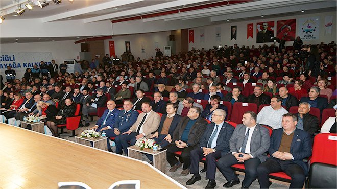 ÇİĞLİ AYAĞA KALKIYOR