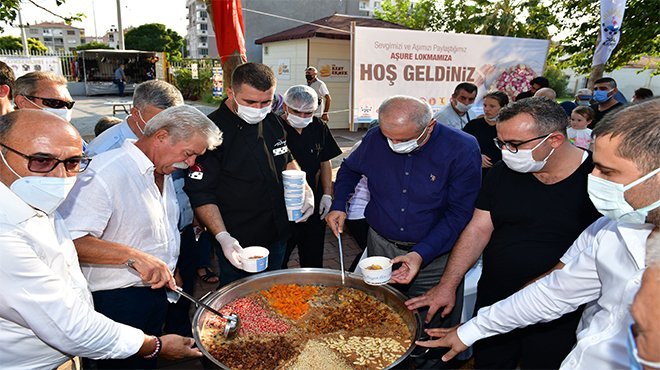 Çiğli’de Aşure İkramı