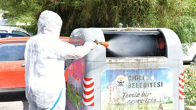 Çiğli’de haşereyle etkin mücadele