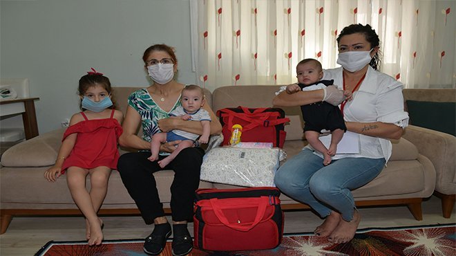 ÇİĞLİ’DE HOŞ GELDİN BEBEK DAYANIŞMASI