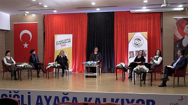 Çiğli’de Tiyatronun Bugünü ve Geleceği Konuşuldu