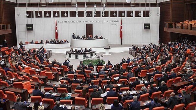 Çoklu baro teklifi Meclis'te!