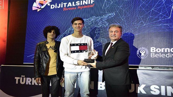 Corona tatili Dijtal Sınıf’a ilgiyi üçe katladı