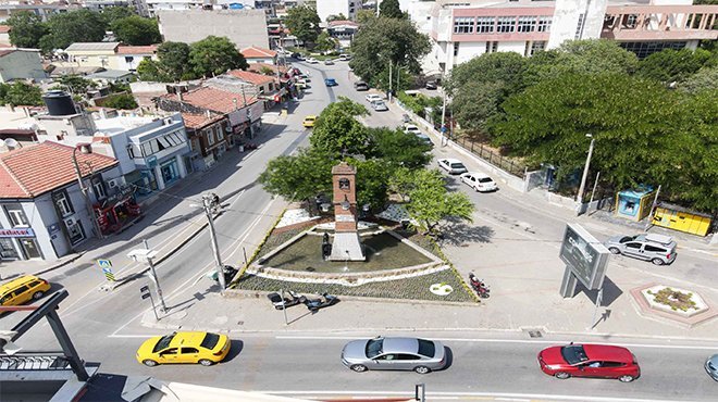   Cumhur Asparuk Meydanı yenilendi
