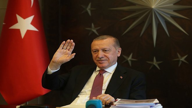 Cumhurbaşkanı Erdoğan, Vefa Sosyal Destek Gruplarının yardım götürdüğü ailelerle görüştü