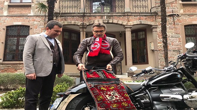 Devlet eski Bakanı Kürşad Tüzmen Bergama’da