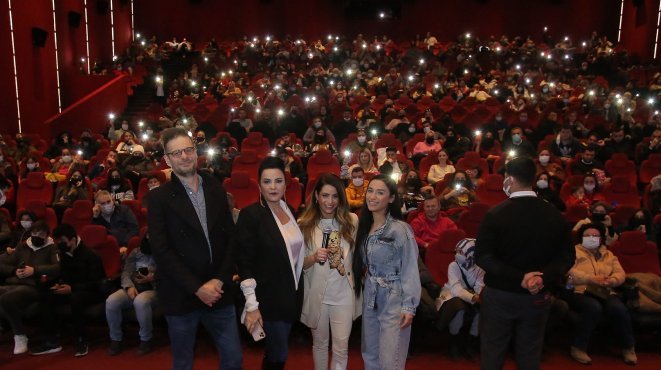 'DİLBERAY'ın İzmir Galası'na büyük ilgi