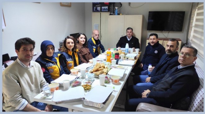 DOKTOR BAŞKAN ACİL SAĞLIK HİZMETLERİ İLE İFTAR YEMEĞİNDE BULUŞTU