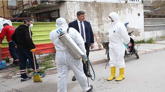 Doktor Başkan sahada!