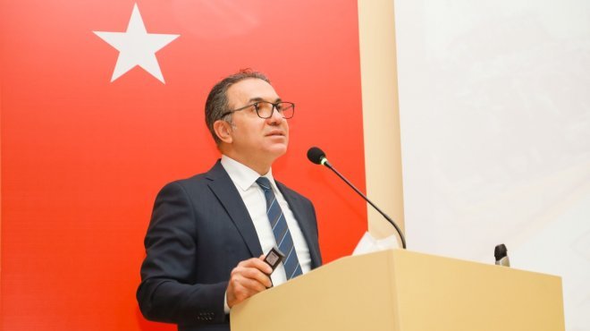 Dr. Kızıloğlu: 'İyi bir hekim olmanın yolu başta insanı sevmekten geçer'