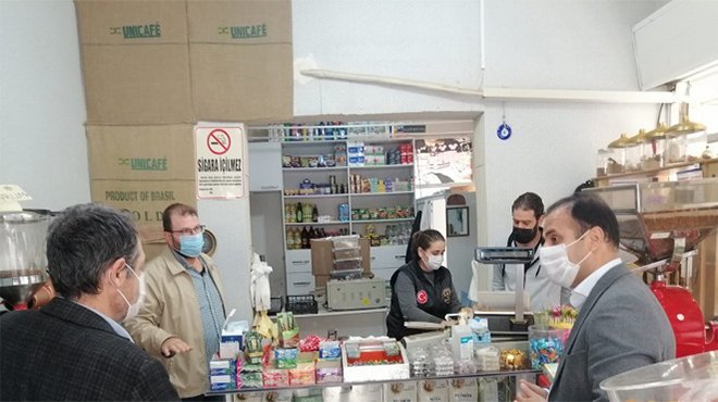 Dükkanı yıkılan esnafa destek