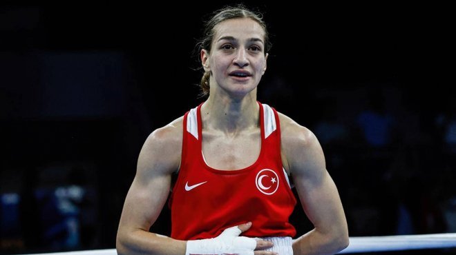 Dünya Boks Şampiyonası: Buse Naz Çakıroğlu yarı finalde