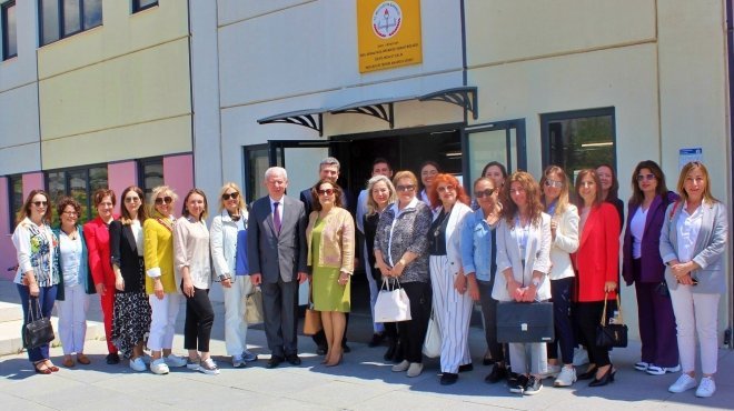 EBSO Vakfı Kadınlar Birliği'nden KOSBİ'ye ziyaret