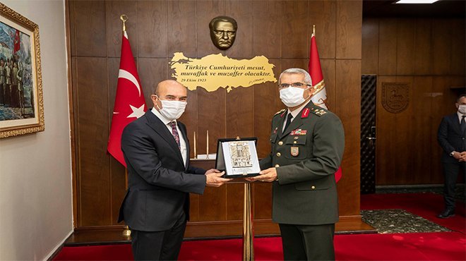 Ege Ordu Komutanı Sivri'ye şükran ziyareti