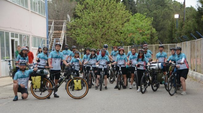 Egeli gençler Çanakkale Şehitleri için 630 kilometre pedal çevirecek