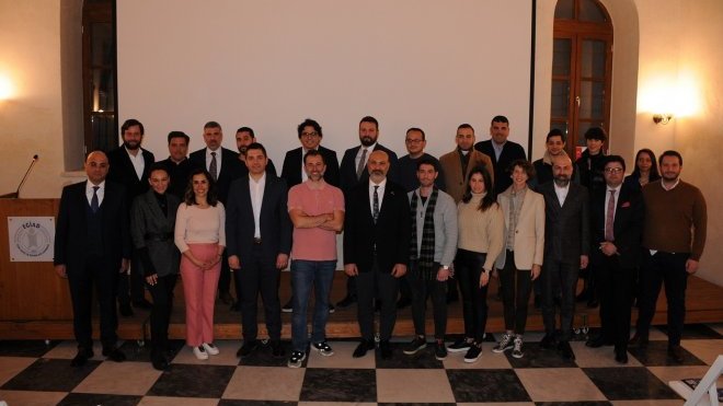 EGİAD Metaverse'e geçti