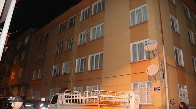 Elazığ'da çökme tehlikesi olan 3 bina tahliye edildi