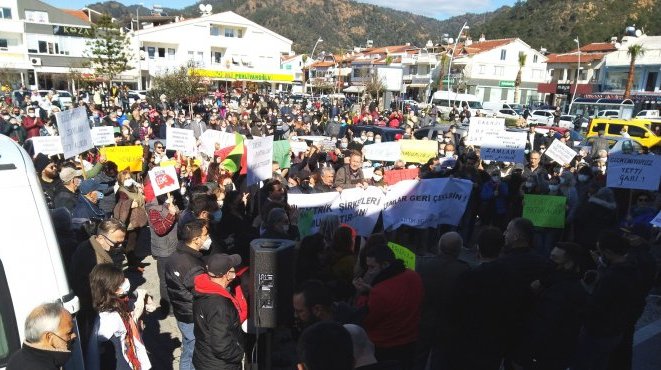 Elektrik zamlarını protesto ettiler