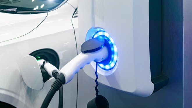 Elektrikli ve Hibrit Otomobillere İlgi Artıyor