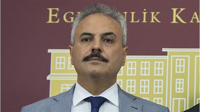 Eski AK Parti Milletvekili koronavirüsten hayatını kaybetti