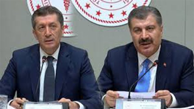 Evde eğitim 30 Nisan'a kadar uzatıldı
