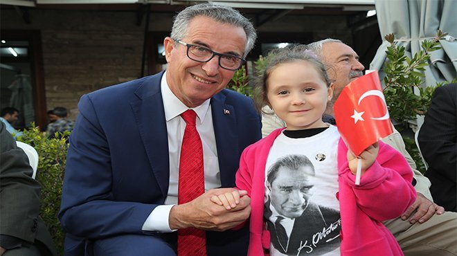 Gaziemir 23 Nisan’ı balkonlarda kutlayacak
