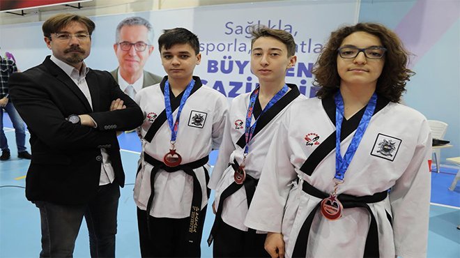 Gaziemir’de milli gurur