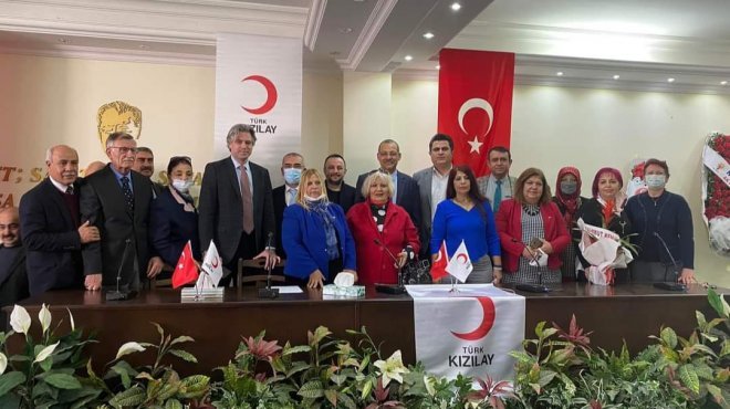 Gaziemir Kızılay’da Dinçel güven tazeledi