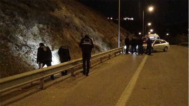 Gelecek Partisi İzmir İl Başkanı İşçilik'in aracına silahlı saldırı
