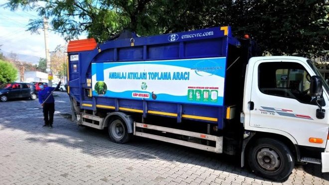 Geri dönüşümde Bayraklı farkı!