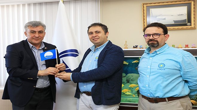 Güzelbahçe Siteler Plajı Mavi Bayrak yolunda