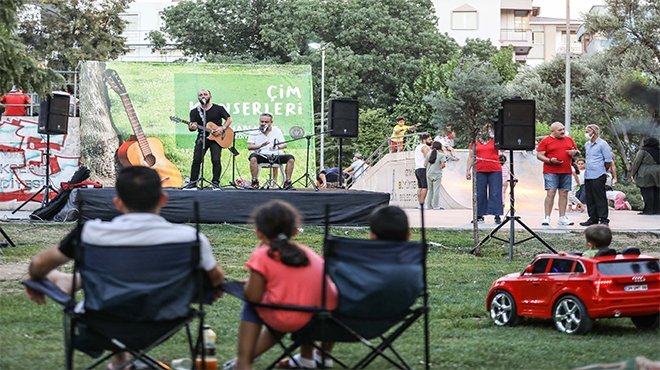 Hasanağa’da çim konserleri başladı