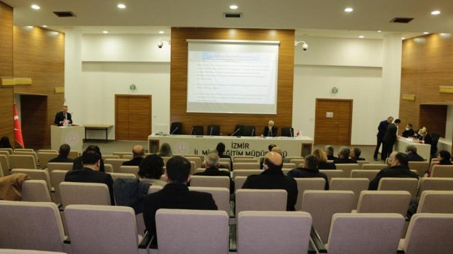İzmir Milli Eğitim, 'Hayat Boyu Öğrenme' toplantısı yaptı