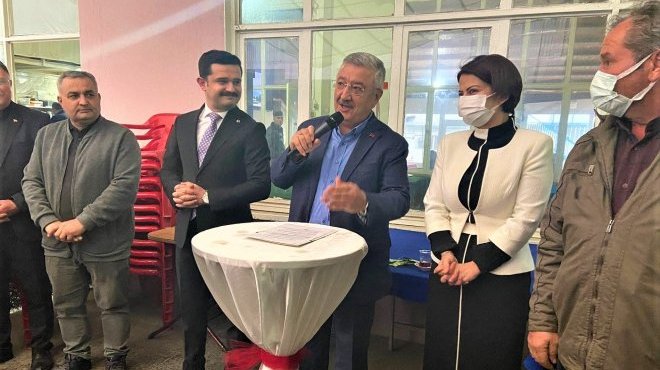 Hem şikayet ediyor hem de engelliyorlar!..