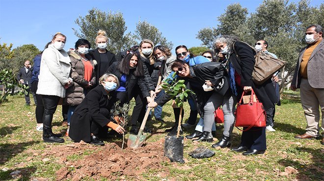 HER FİDAN BİR KADIN