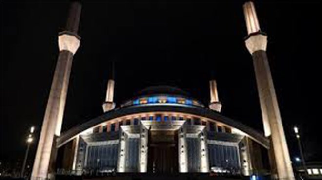İçişleri Bakanlığı'ndan cami ve mescitlerde ibadet genelgesi