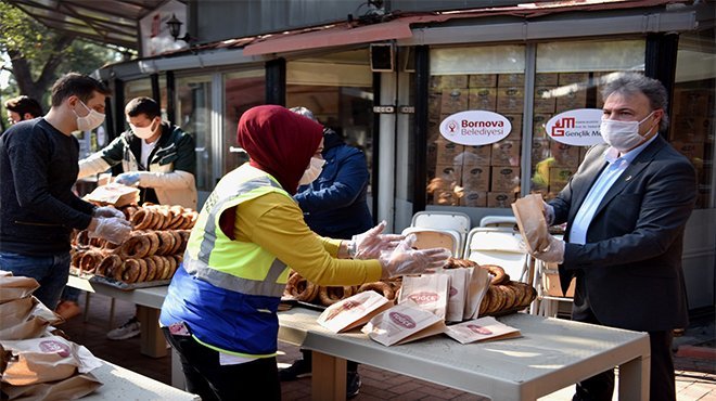 İduğ hem paketledi, hem dağıttı