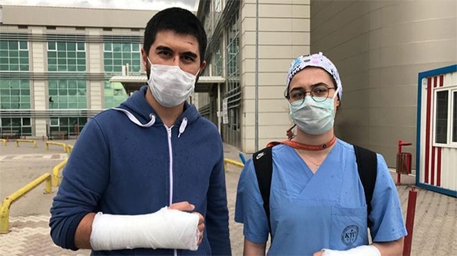 İki doktor tekme-tokat darp edildi